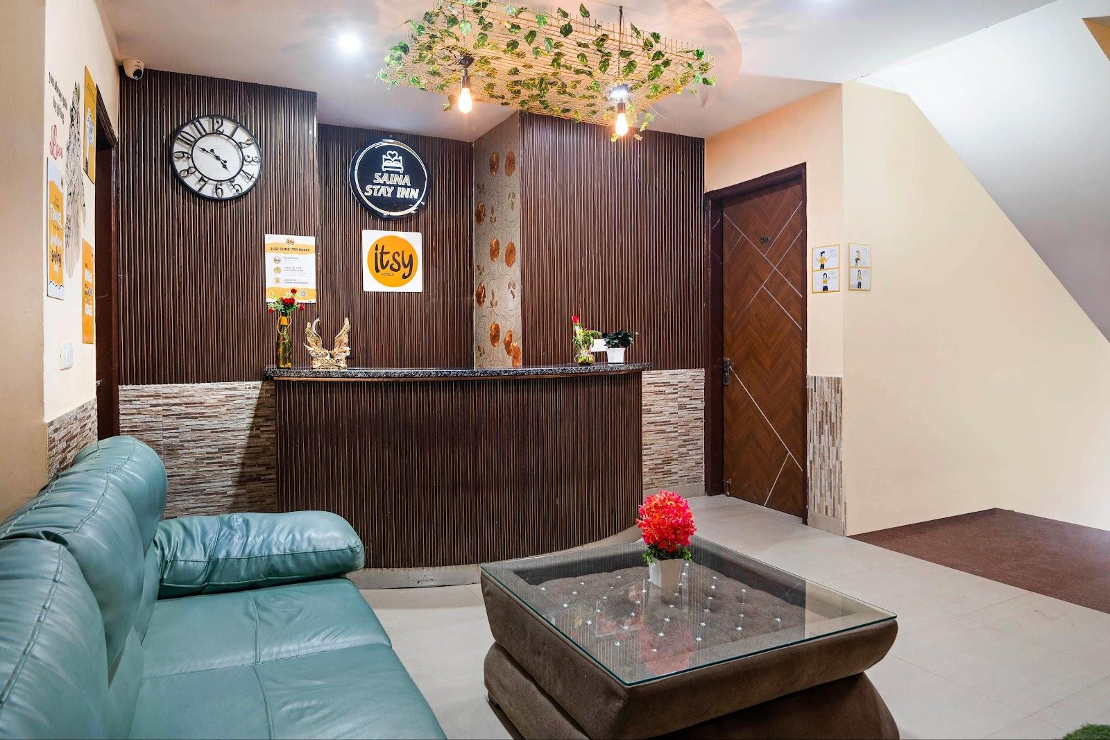Itsy Hotels Saina Stay Inn – photo 4