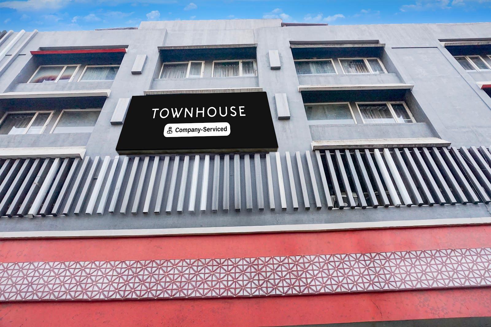 Super Townhouse MG Road Pune – photo 1