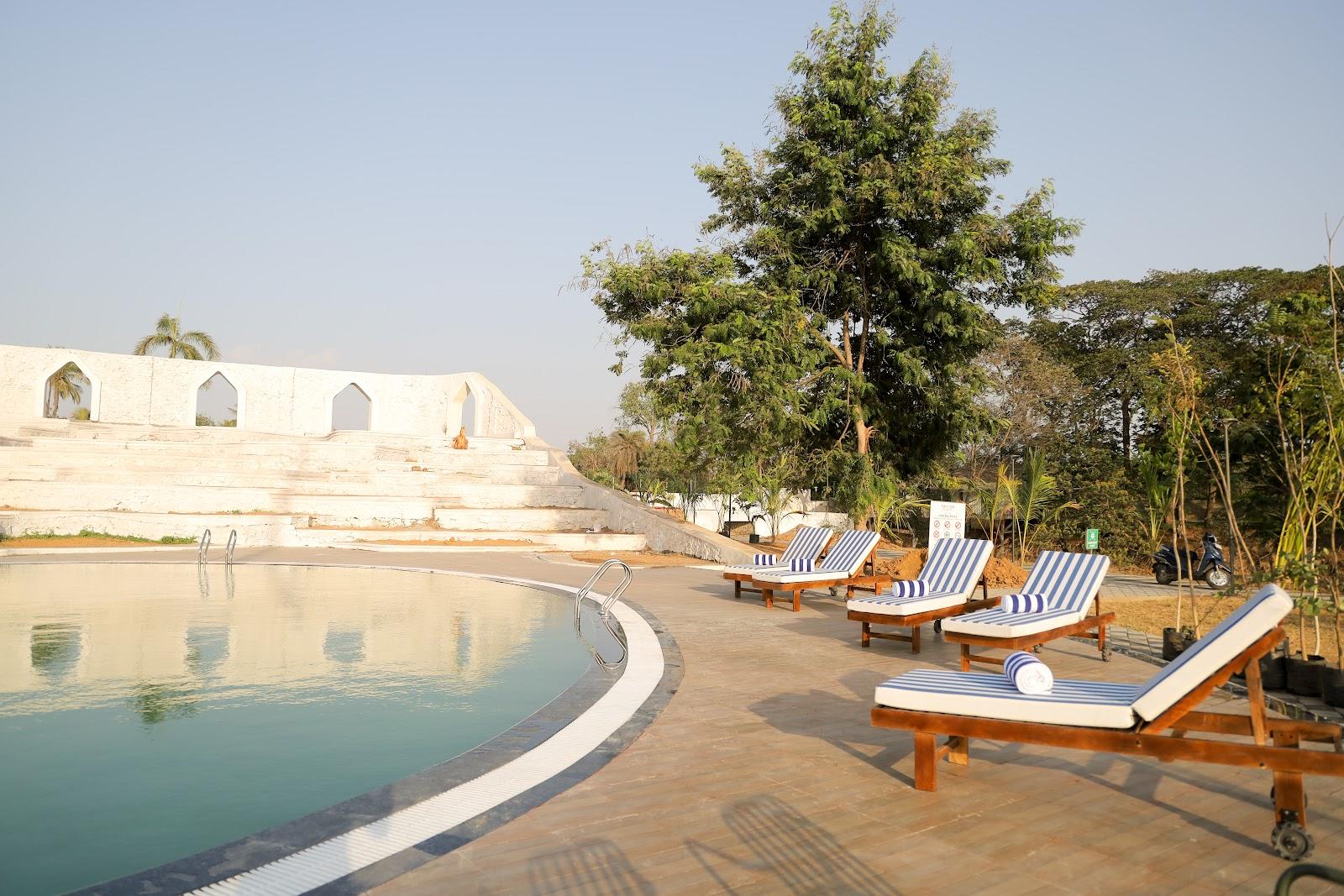 Praveg Lake Resort Daman – photo 4