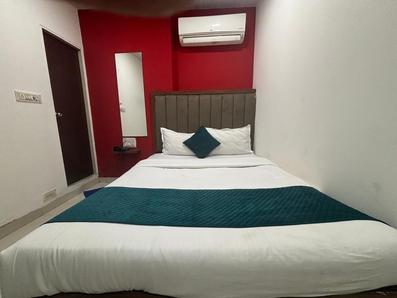 Hotel Silver Shine – photo 3