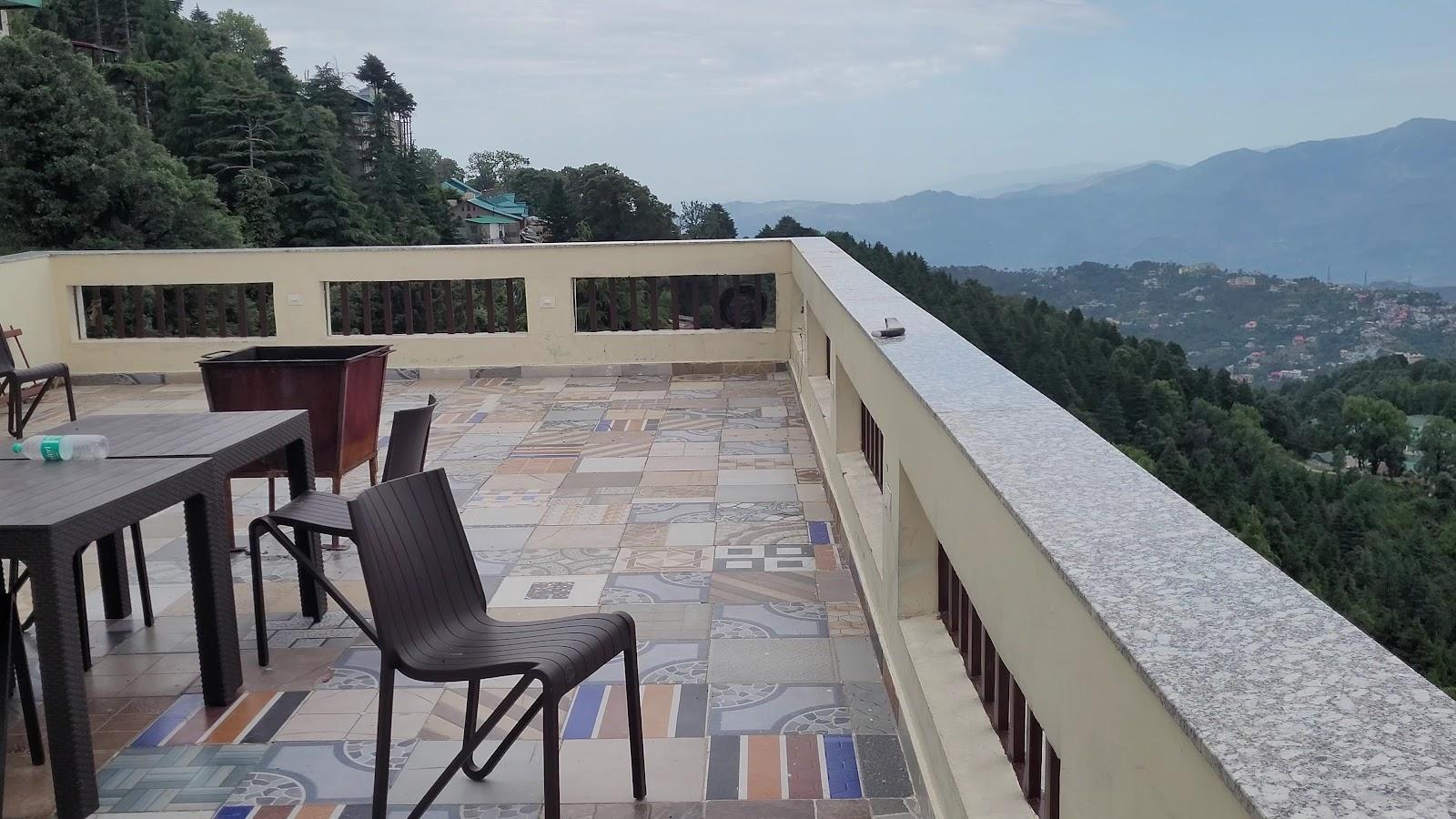 The Seasons Dalhousie - Best Valley View & Mountain View AC Hotel in Dalhousie – photo 2