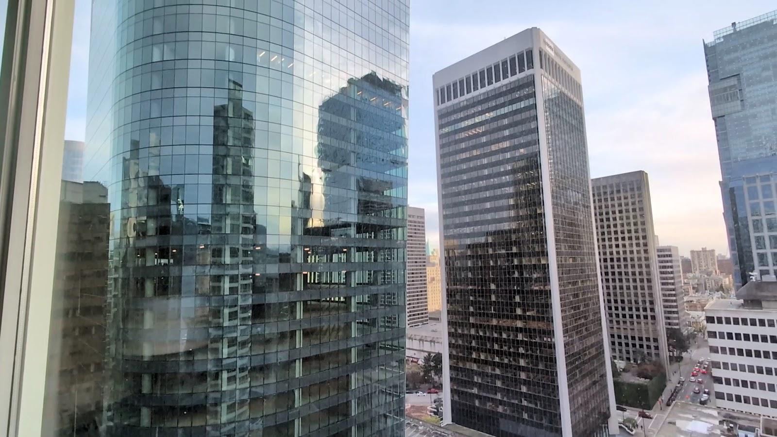 Vancouver Marriott Pinnacle Downtown Hotel – photo 2