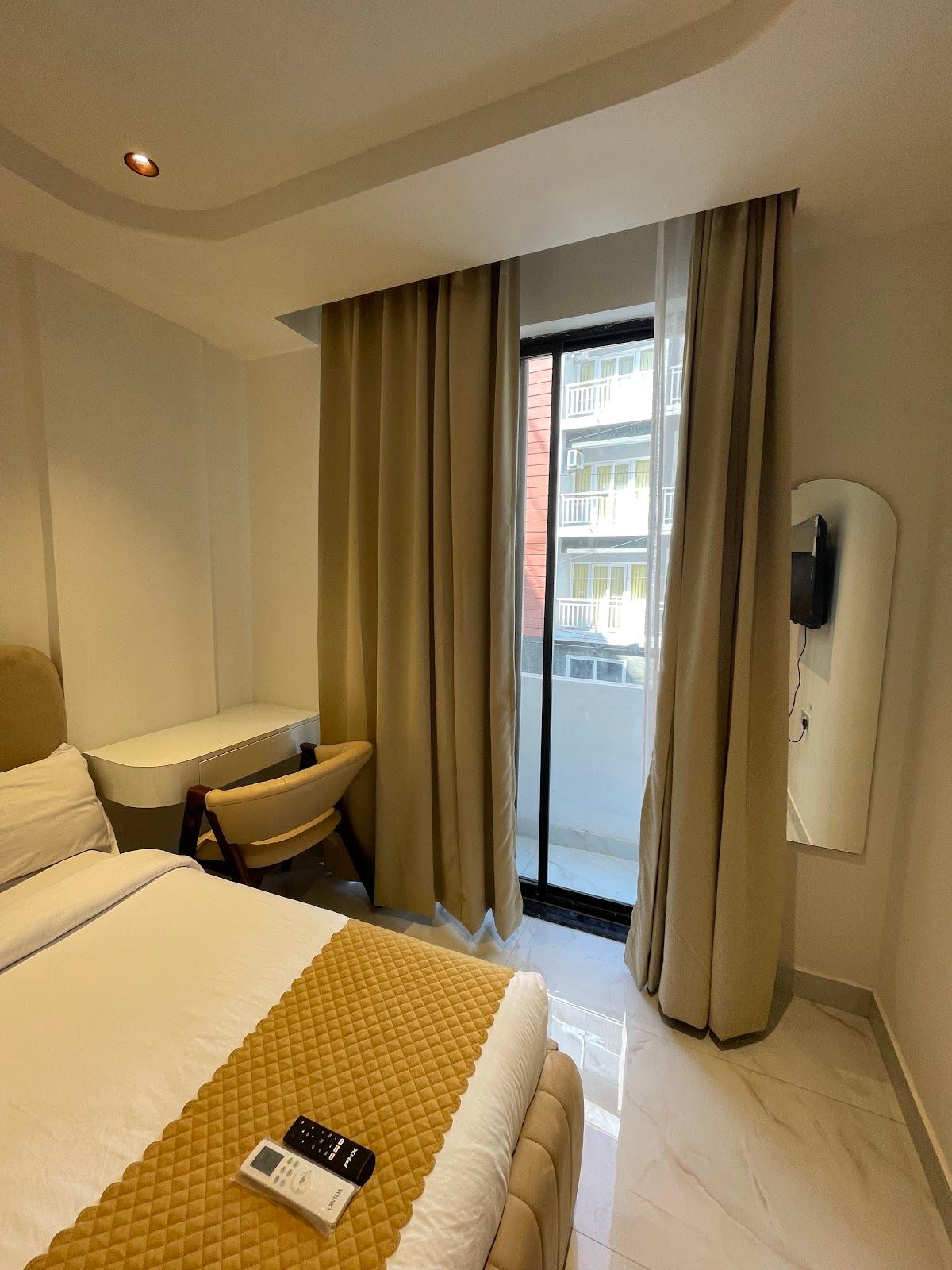 Lux Living – photo 3