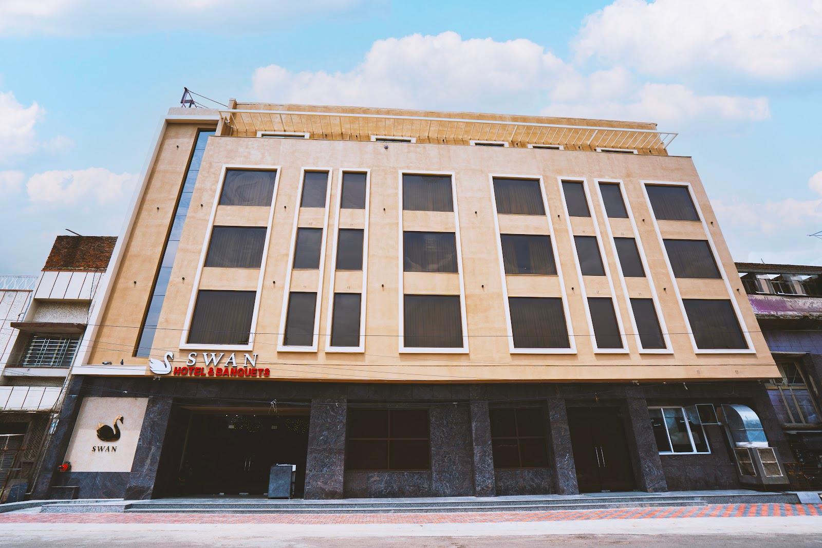 SWAN HOTEL & BANQUETS – photo 1