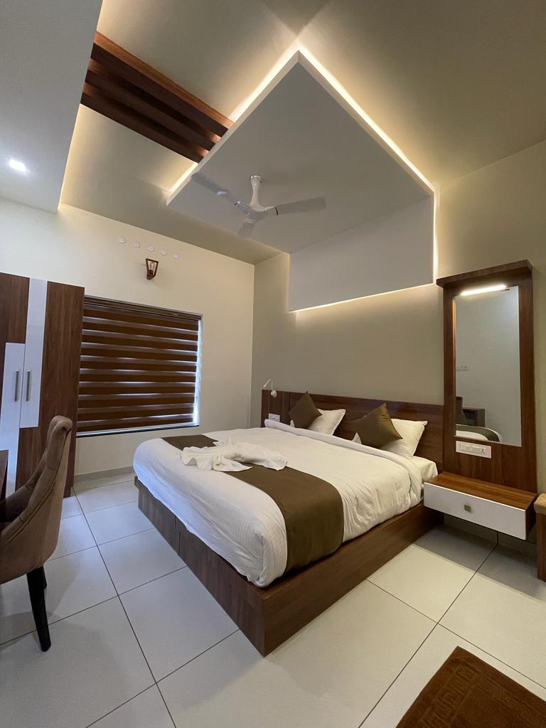 Diga Vista Lake View 4BHK Private swimming pool Cottage Munnar – photo 3