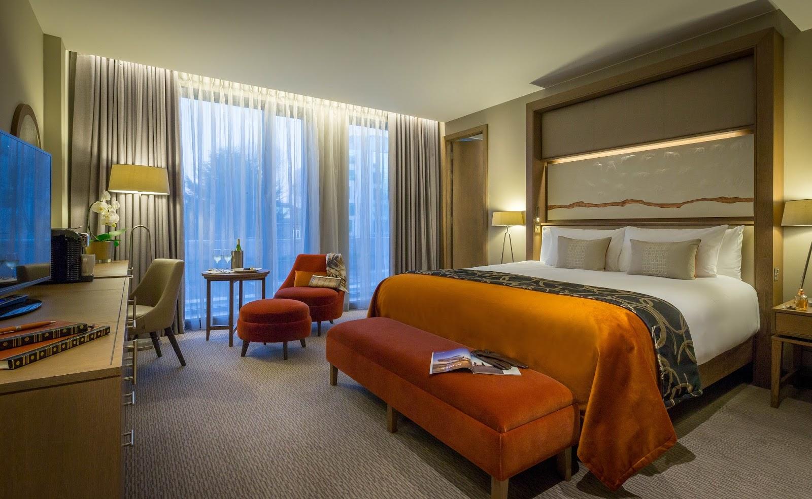 Clayton Hotel Chiswick – photo 1