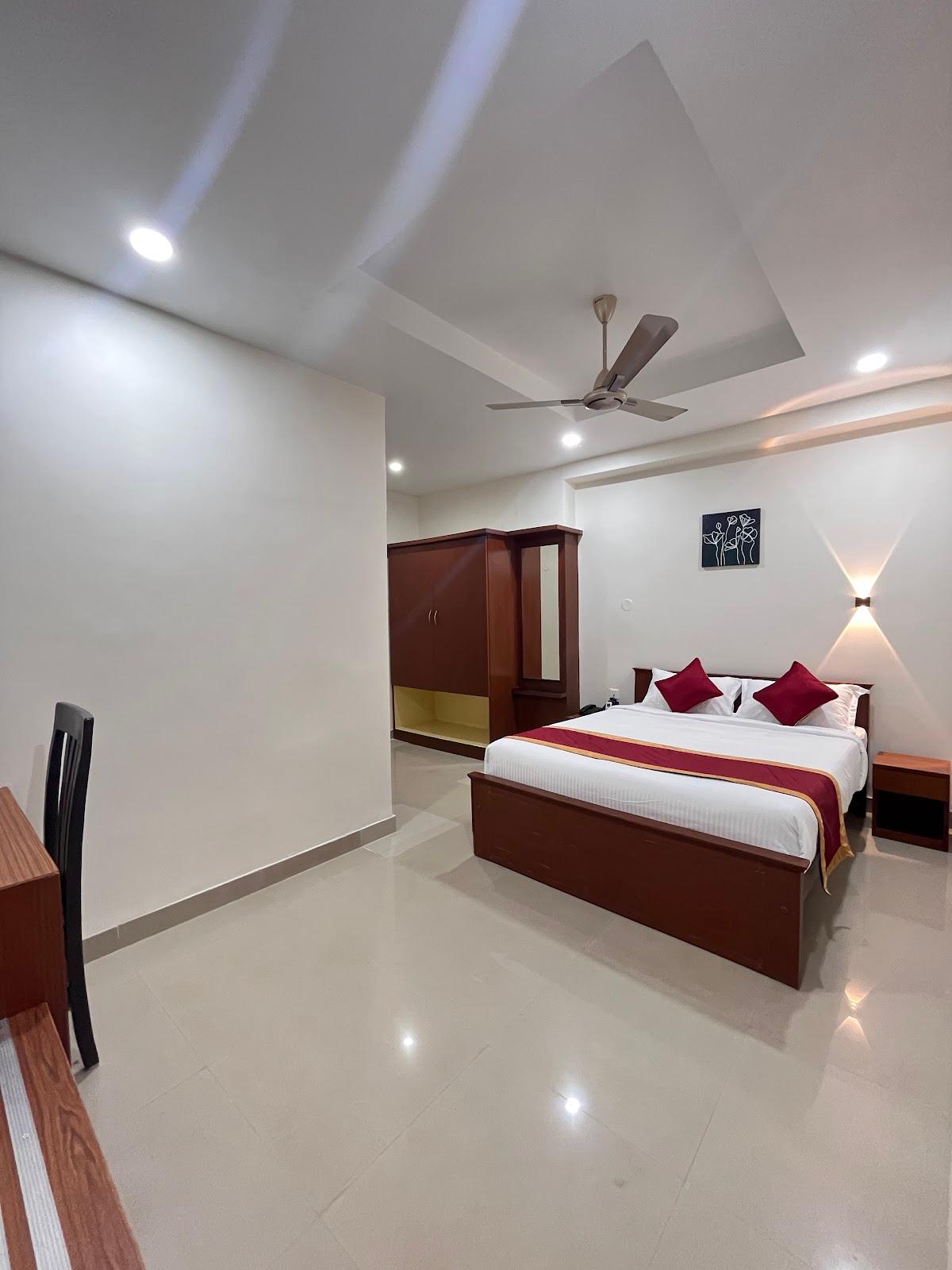 Hotel Royal Flora Koramangala – photo 2