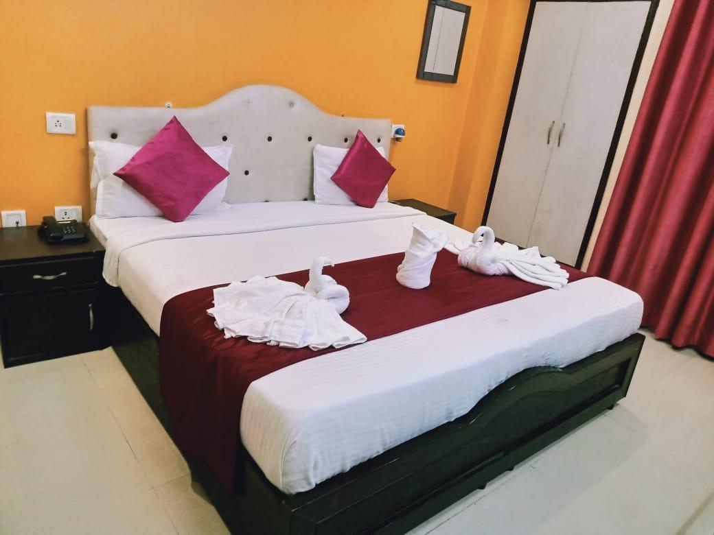 Hotel Paras Plaza – photo 3
