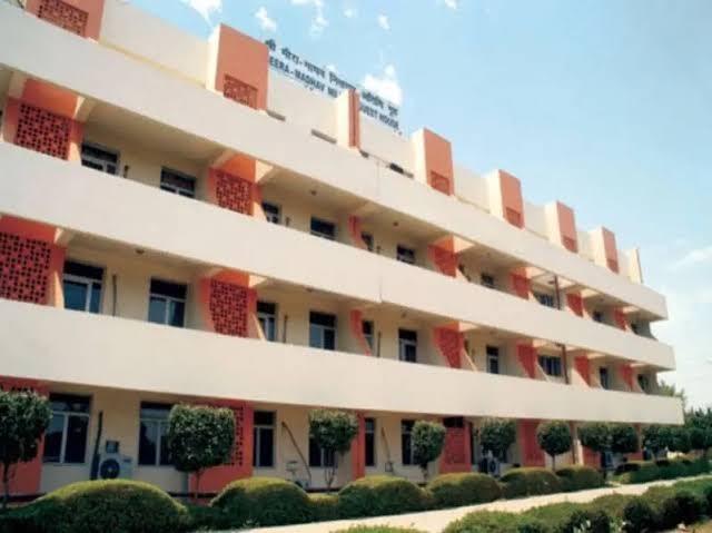 Meera Madhav Resort – photo 4