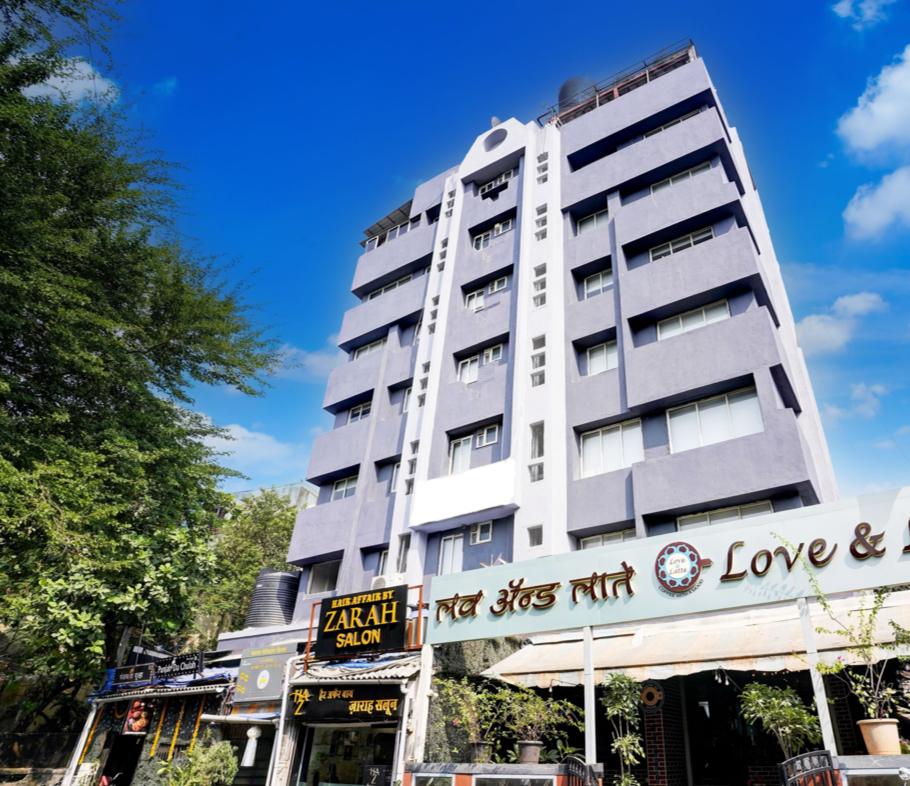 VIBES INN - Juhu – photo 1