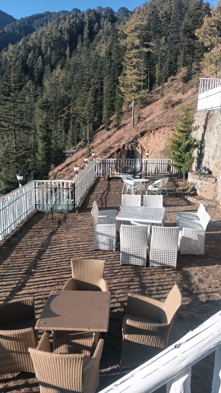 Dancing Deer Chalet - A Boutique Hotel in Mashobra