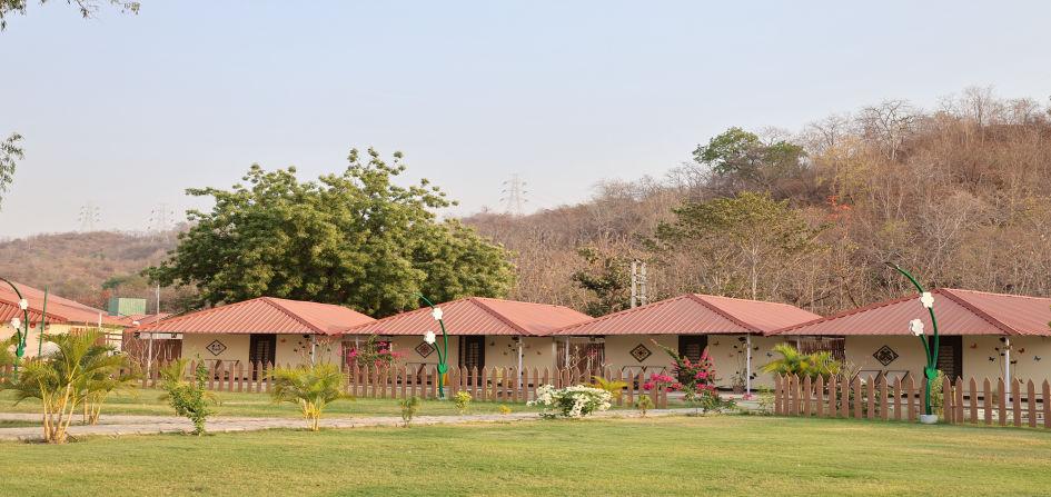 Praveg Tent City Narmada – photo 4