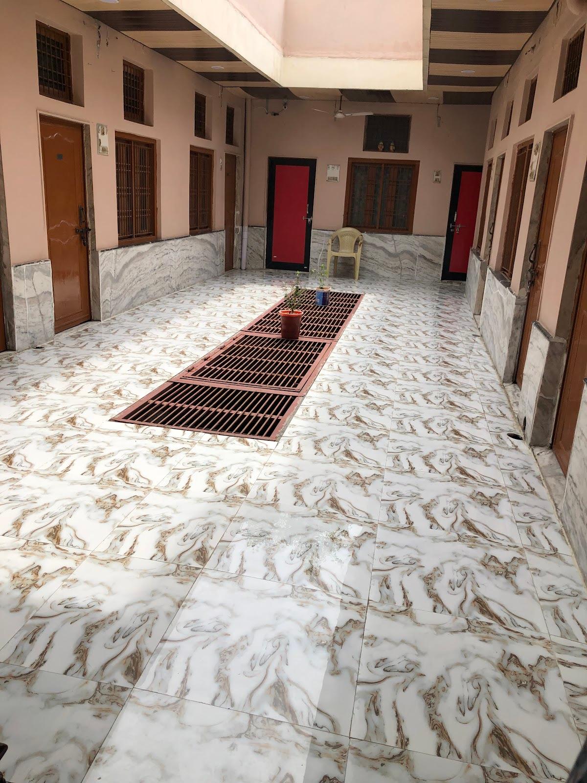 Hotel Shyam Inn – photo 4