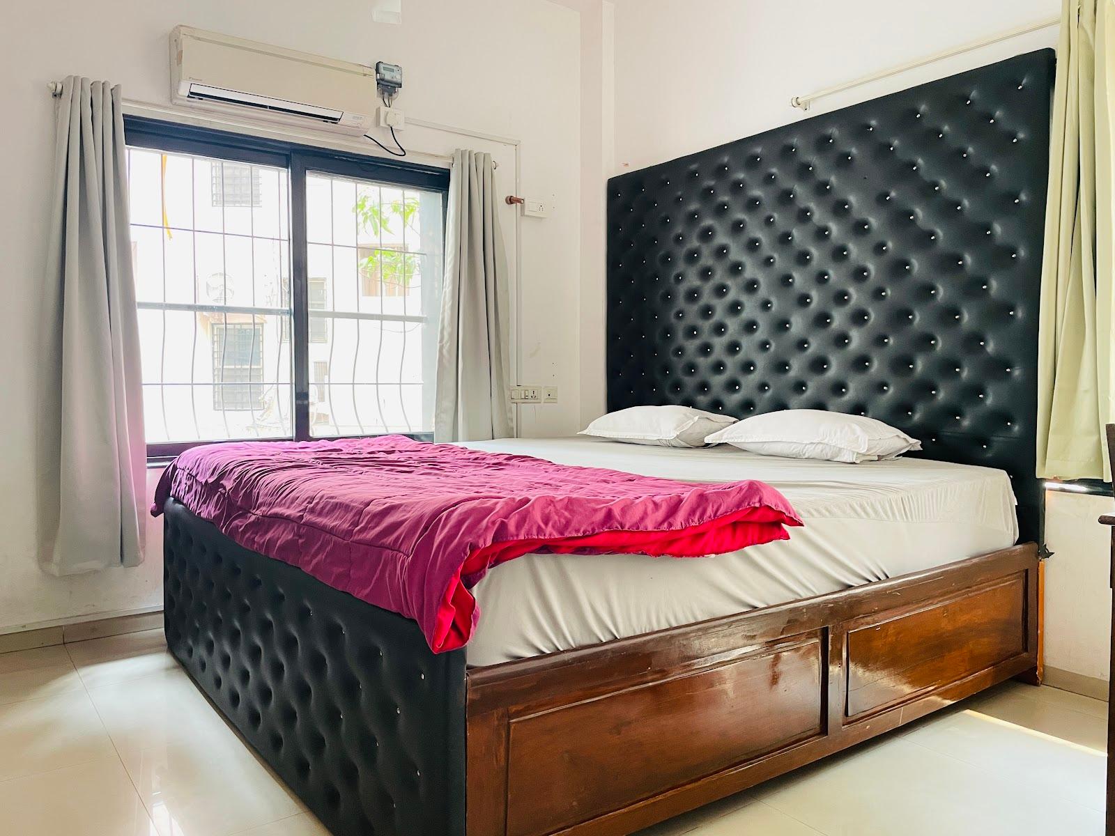 Hostel Lifespace- Twin Bungalow Hostel & CoWork with Pods, Bunks, Private Rooms – photo 3
