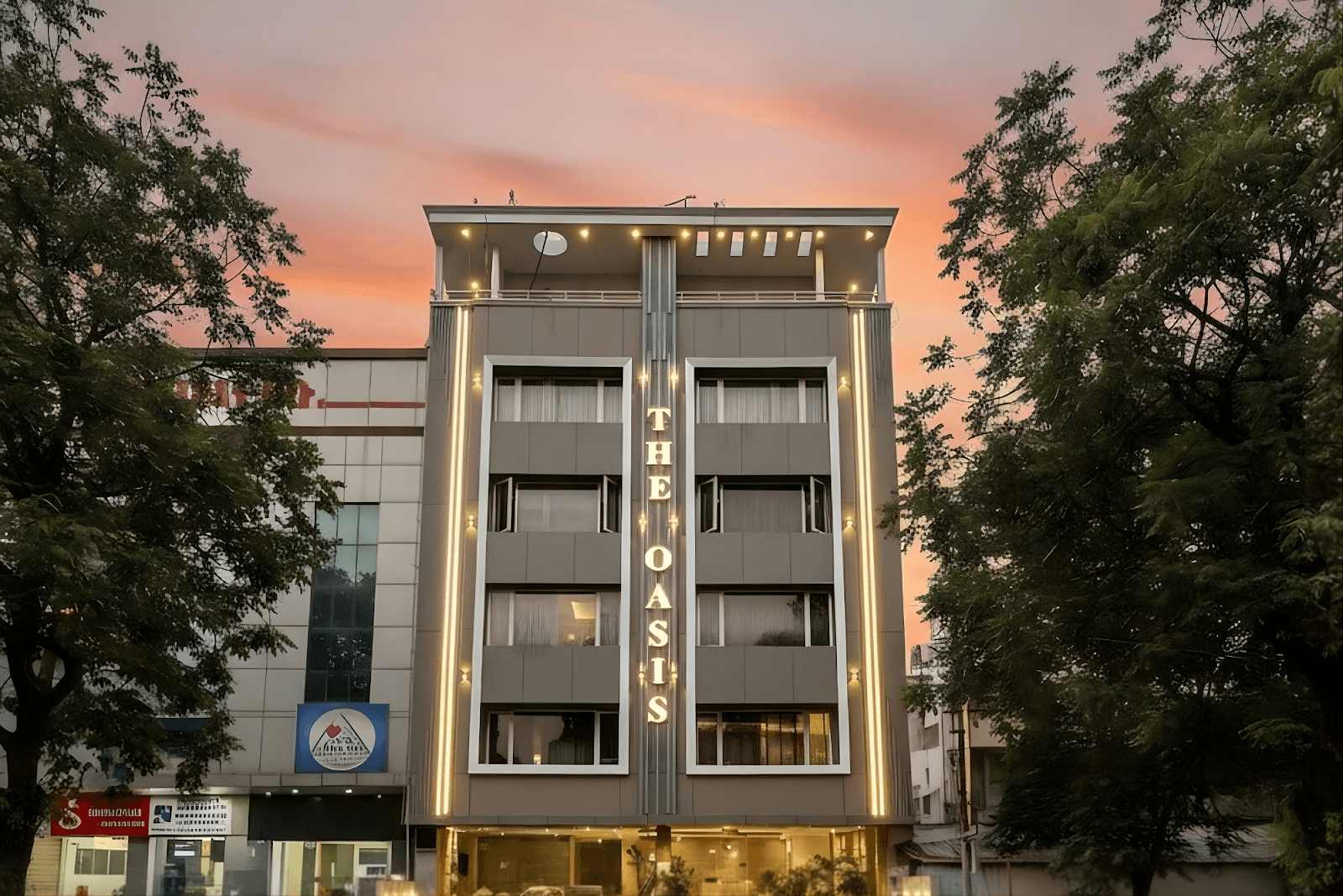 Hotel The Oasis – photo 1
