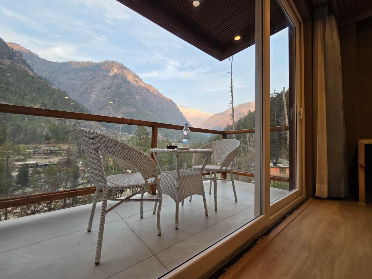 Udit Regency by west western kasol – photo 1