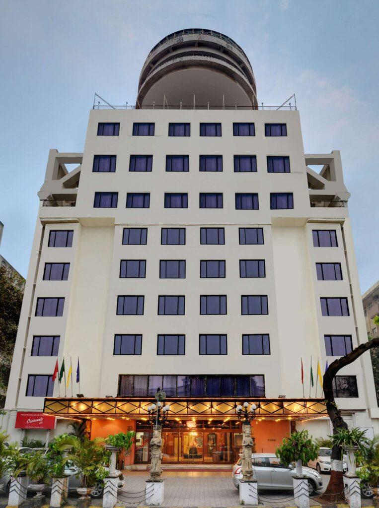The Ambassador – photo 1