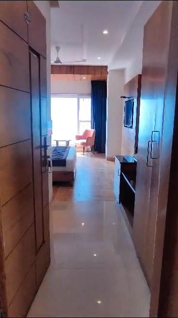 Luxury Inn by Stotrak Hotels | Best Hotel In Mussoorie With Valley View Rooms on Mall Road – photo 3
