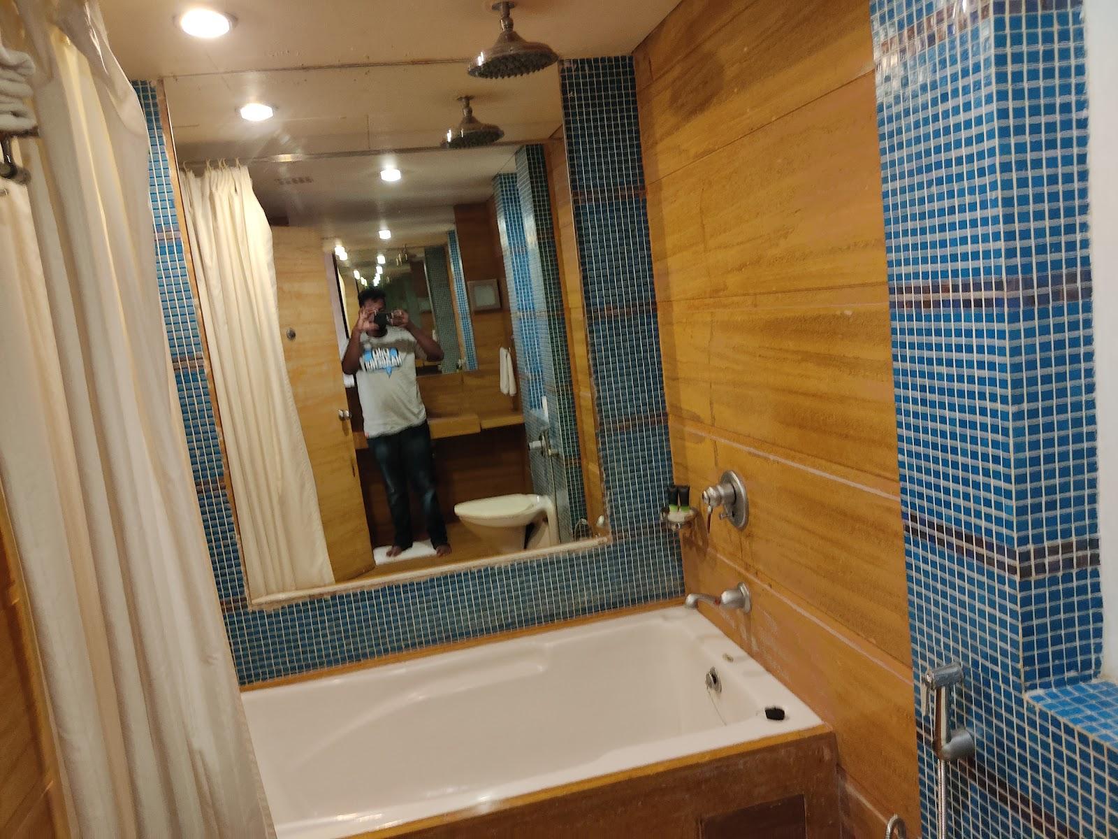 Holiday Resort & Spa (A Unit of S. Poddar Group) – photo 2