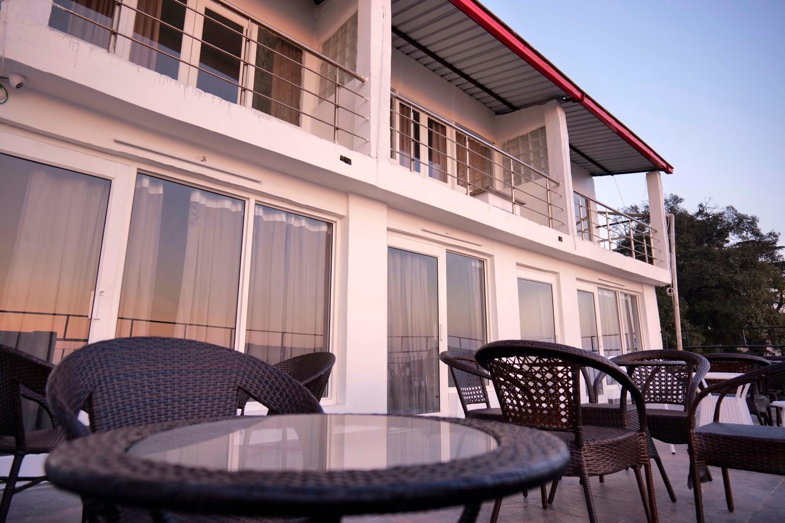 HOTEL BRITE STAR – photo 2