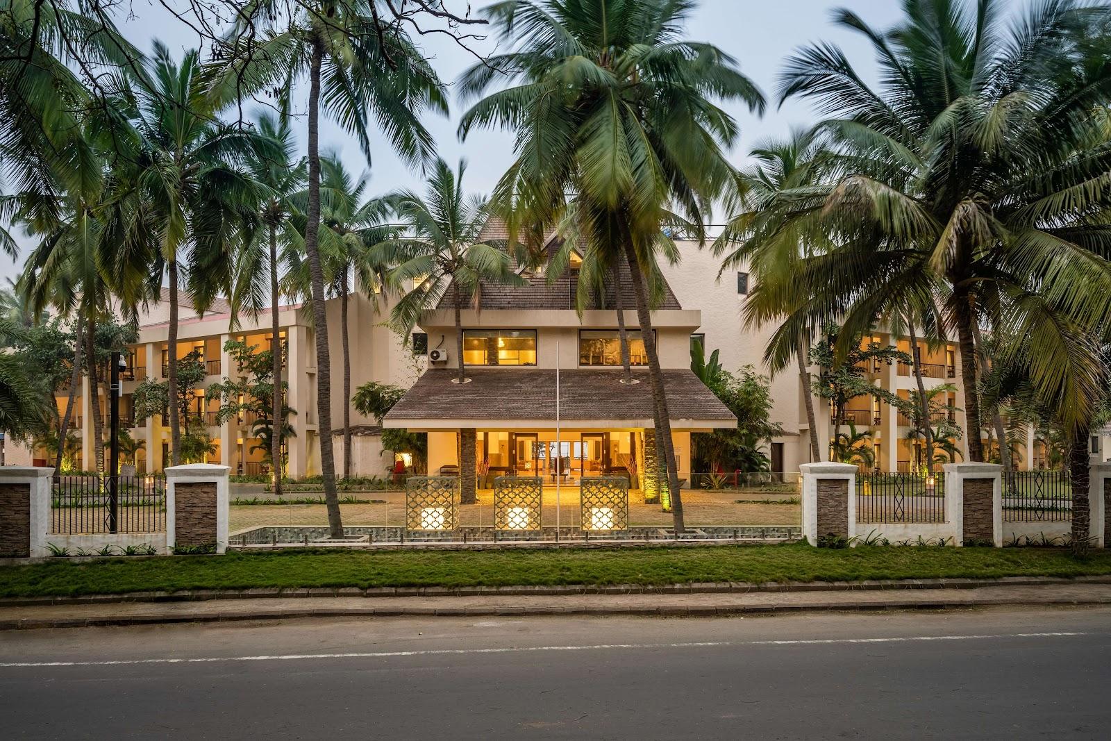 Silver Waves Resort & Spa Daman – photo 1