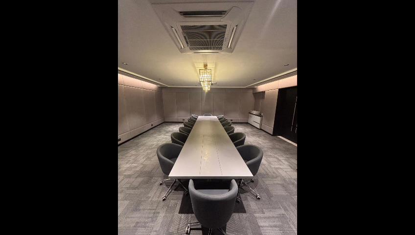 Ebony Boutique Hotel – photo 1