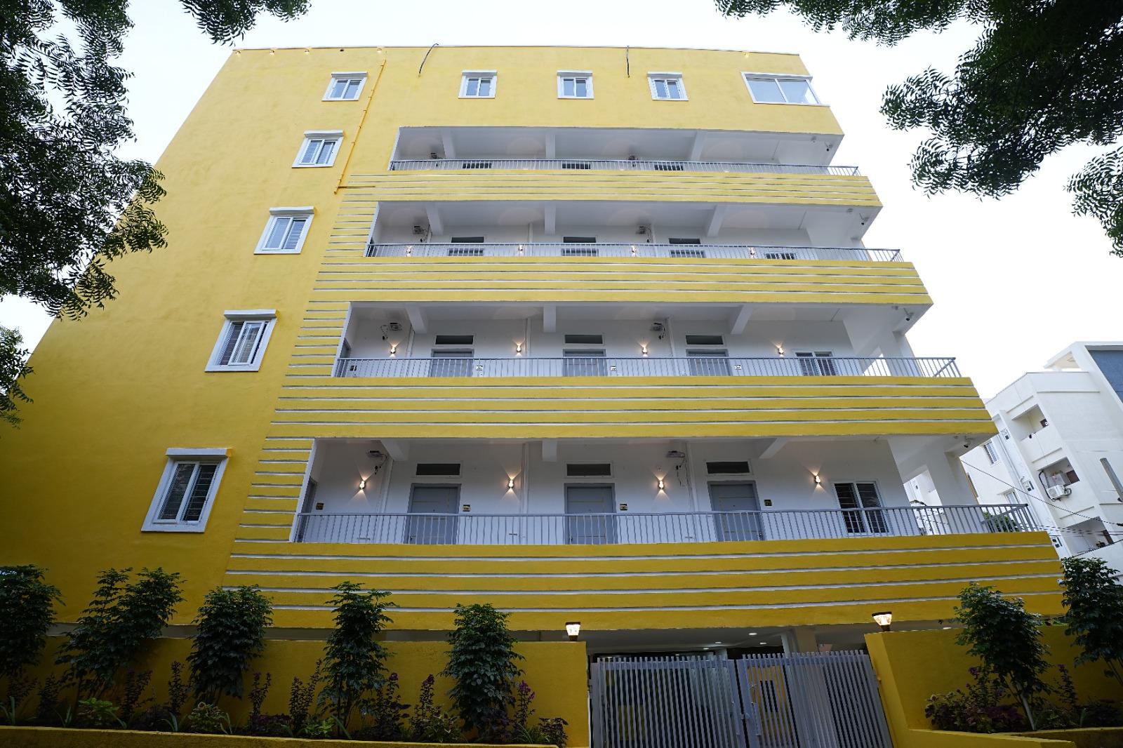 Yellow Bells Studios And Suites – photo 1