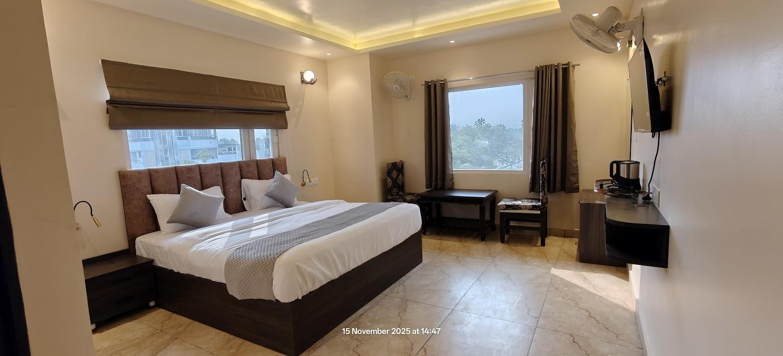 Shahenshah Hotel – photo 3