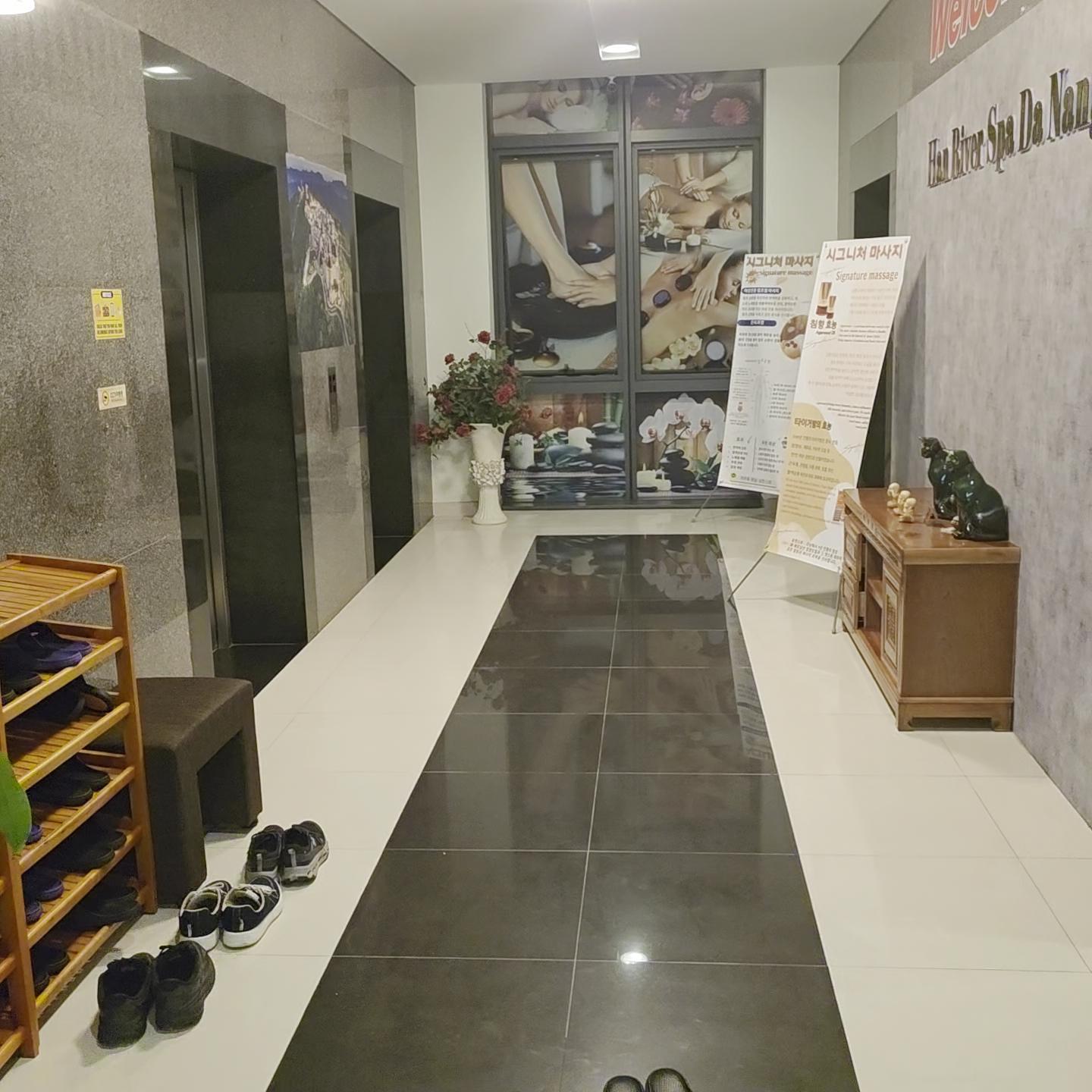 Da Nang Han River Hotel – photo 2