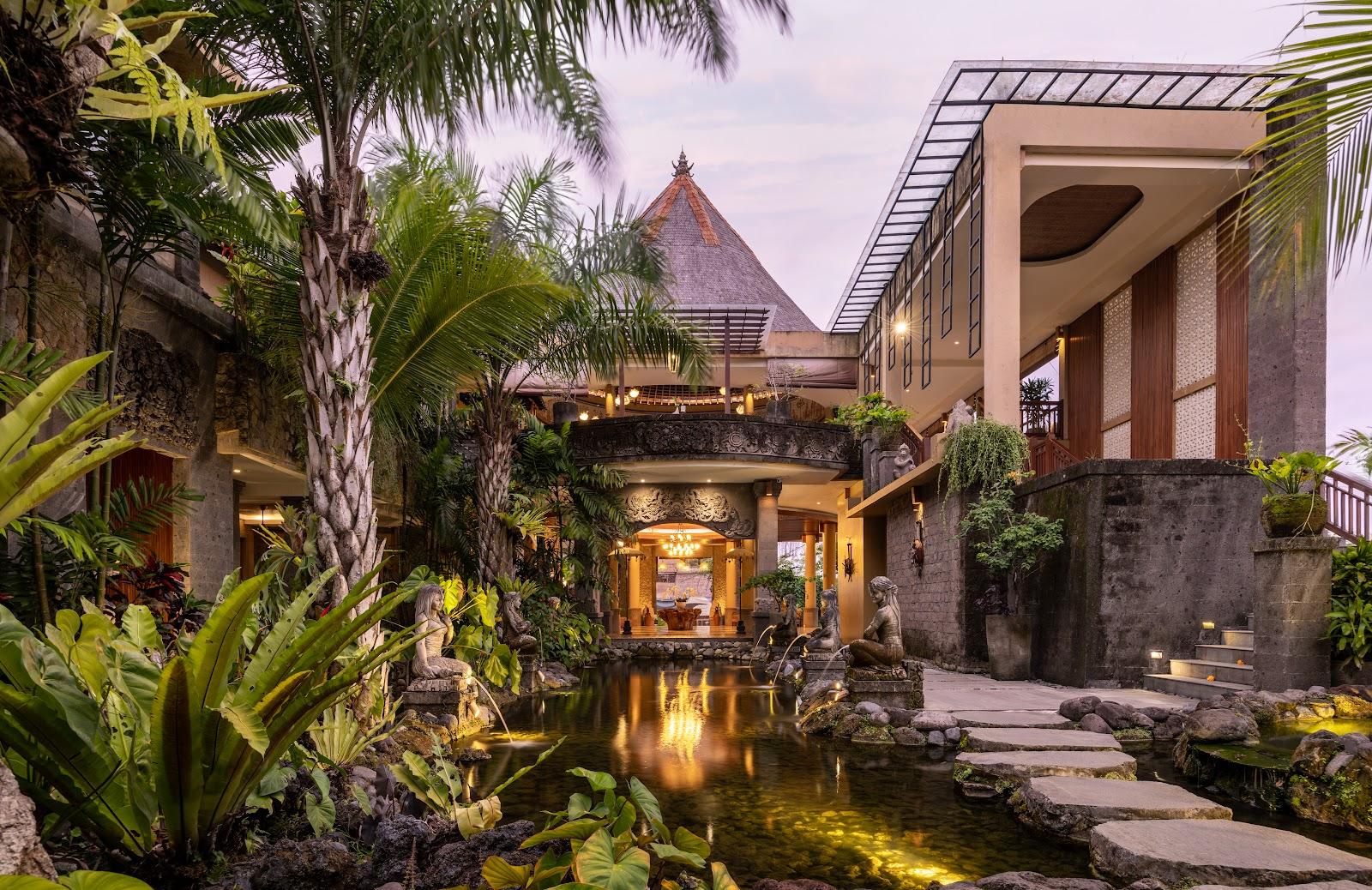 The Sankara Suites & Villas – photo 1