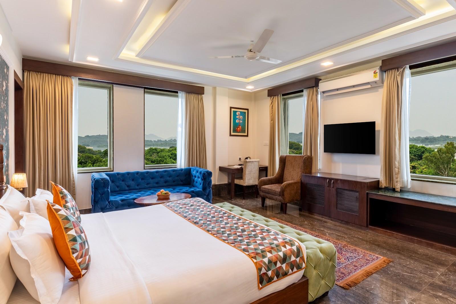 The Colonial - A Lake View Hotel in Udaipur – photo 2