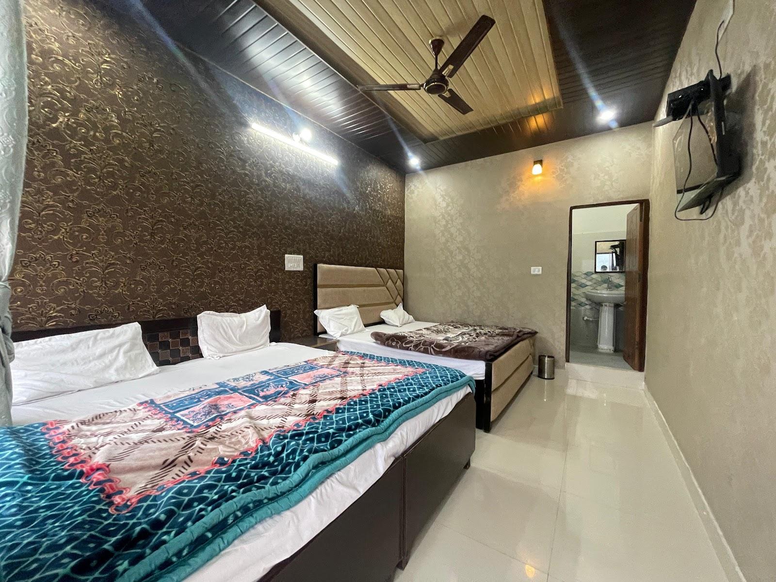 HOTEL JWALAJI TOURIST PALACE – photo 4