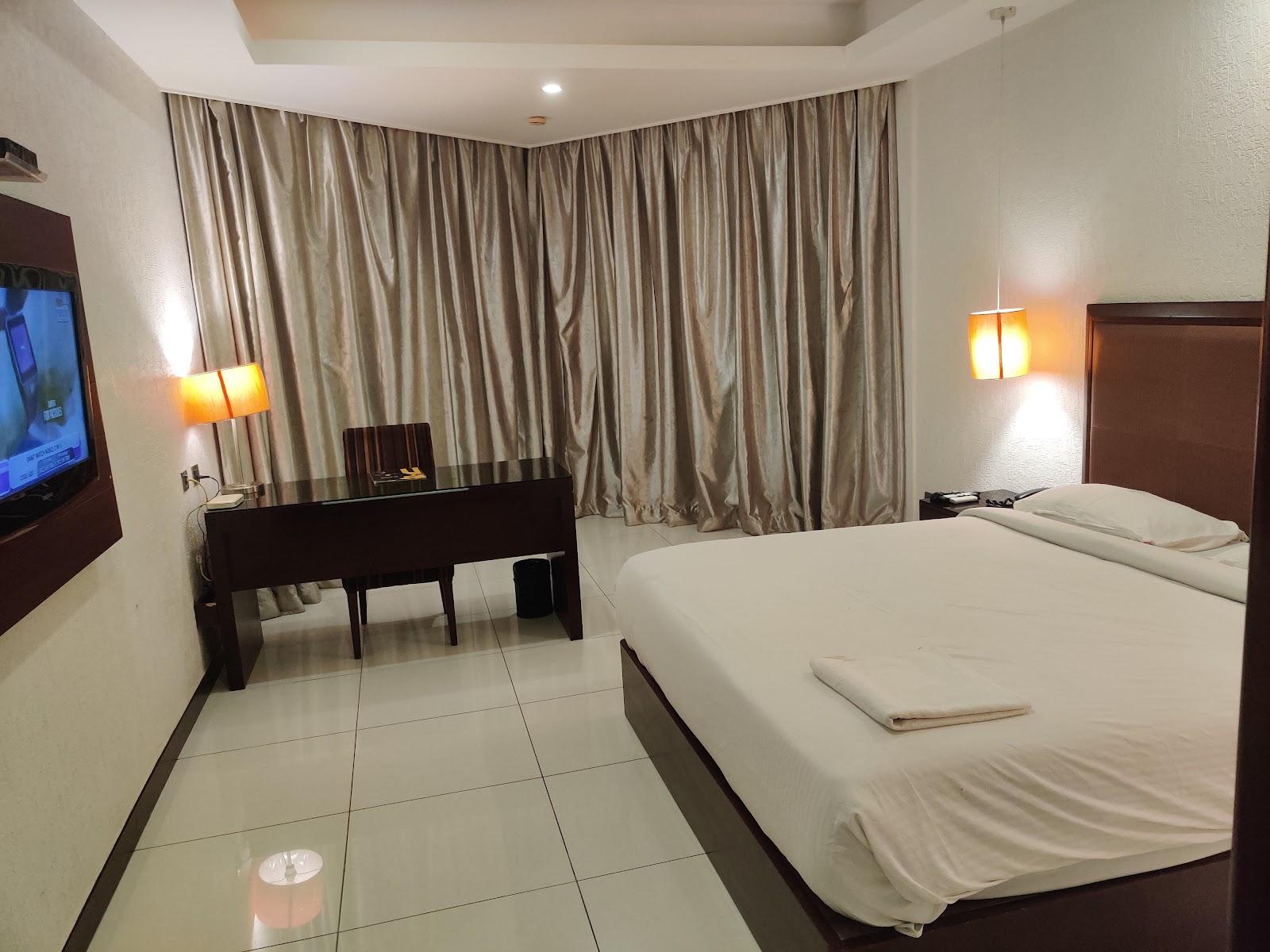 The Bentley Seaside Boutique Hotel – photo 3