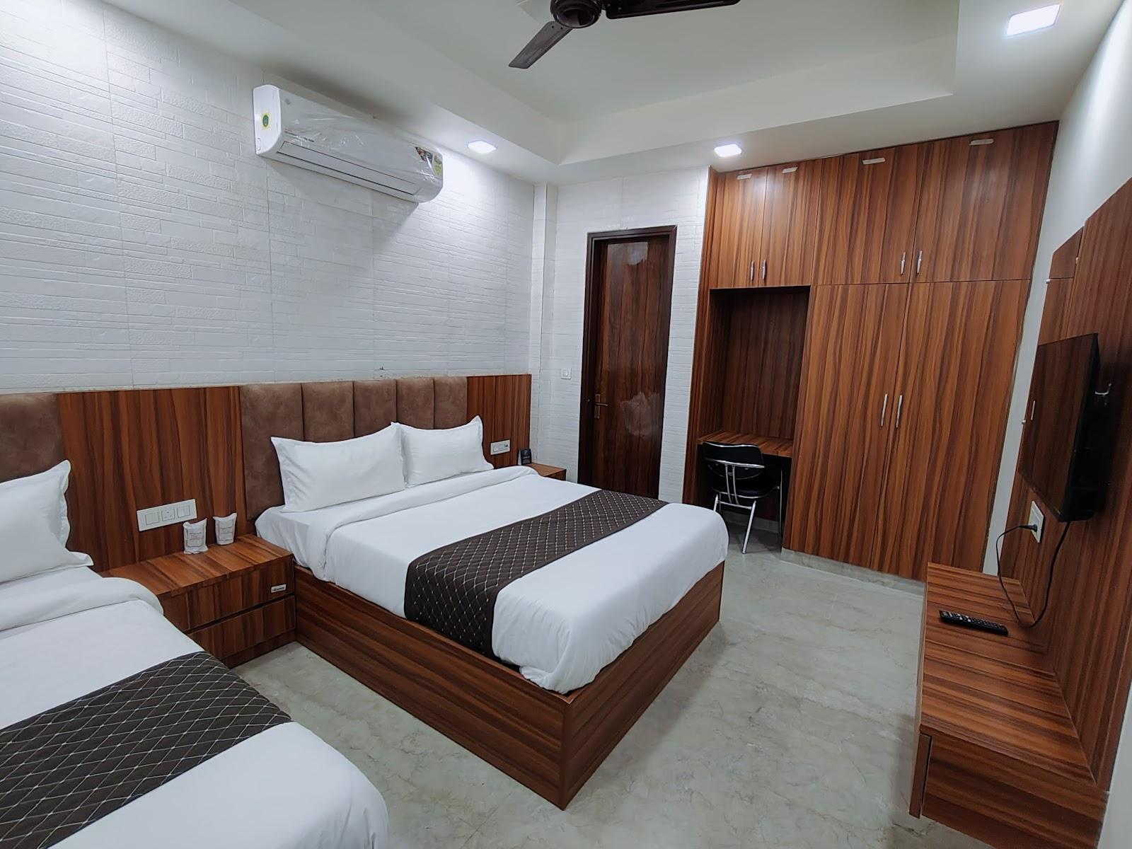 HOTEL 24 STAR INN – photo 3