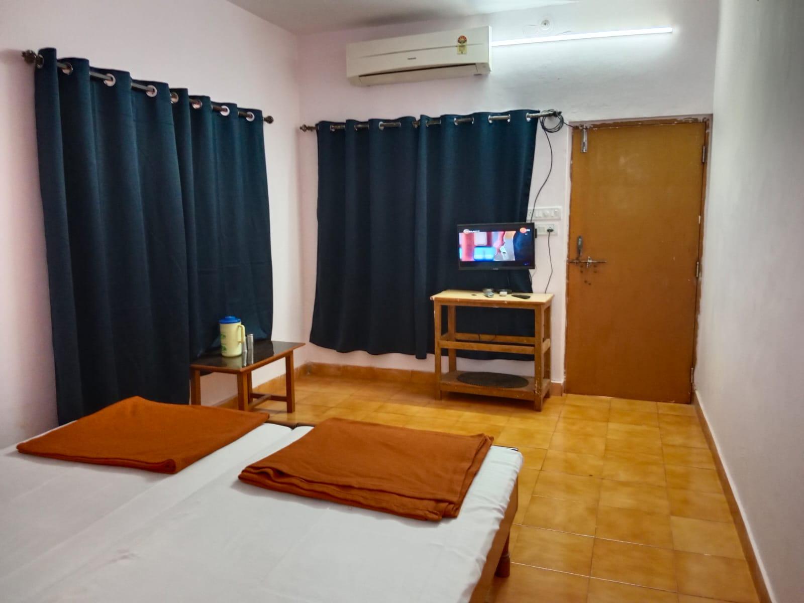 Hotel Lake View Matheran – photo 2