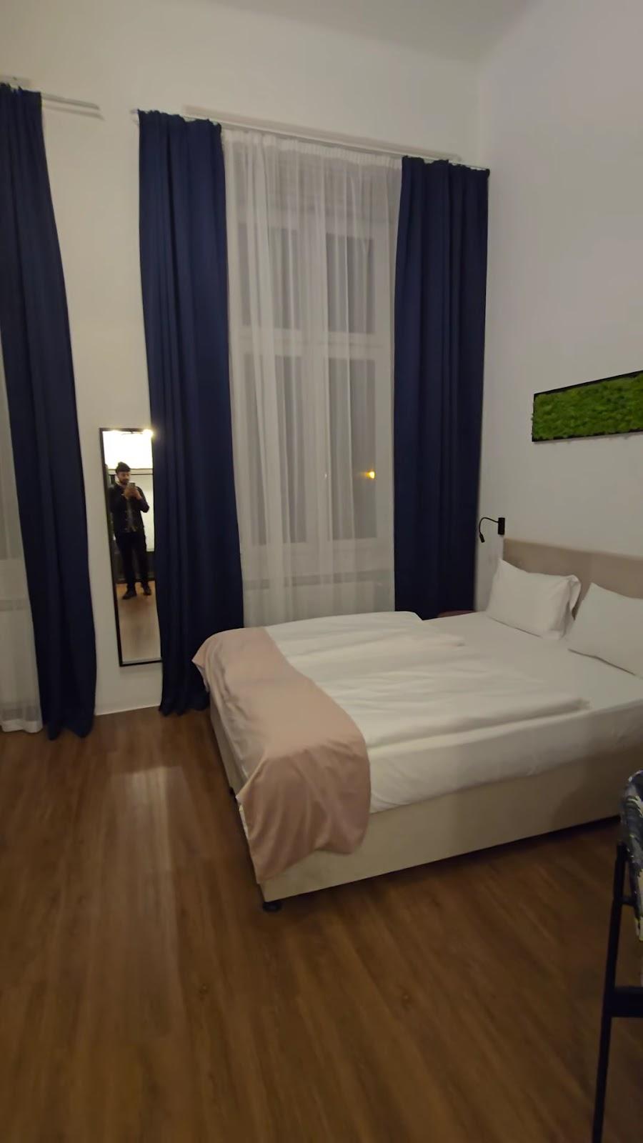 Adagio Downtown Rooms