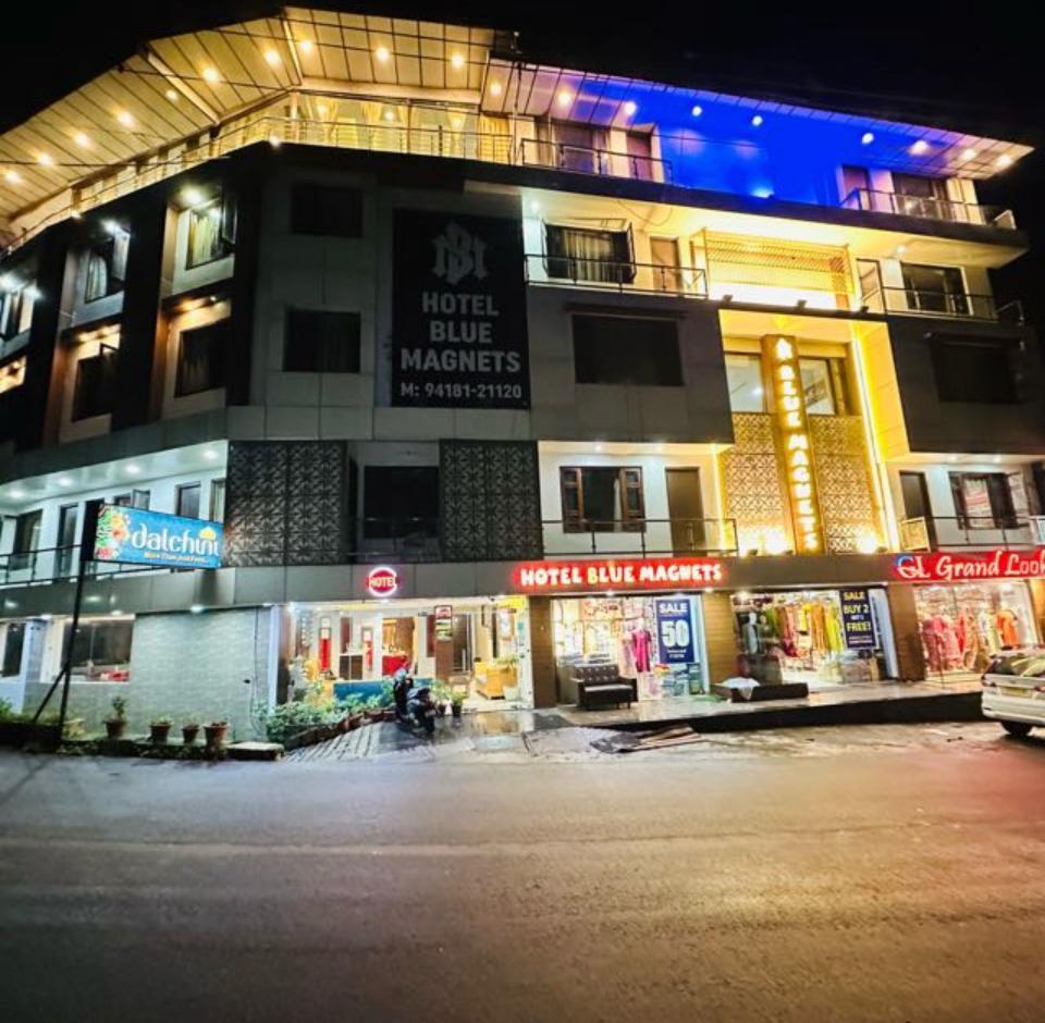 The Hoften Blue Magnets, Dalhousie