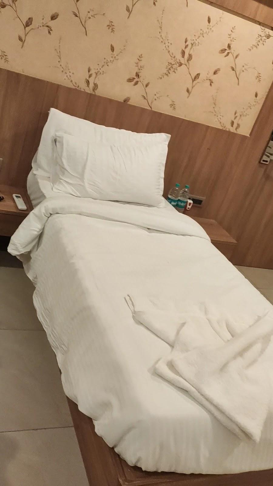 HOTEL PANCHAVATI EXPRESS – photo 2