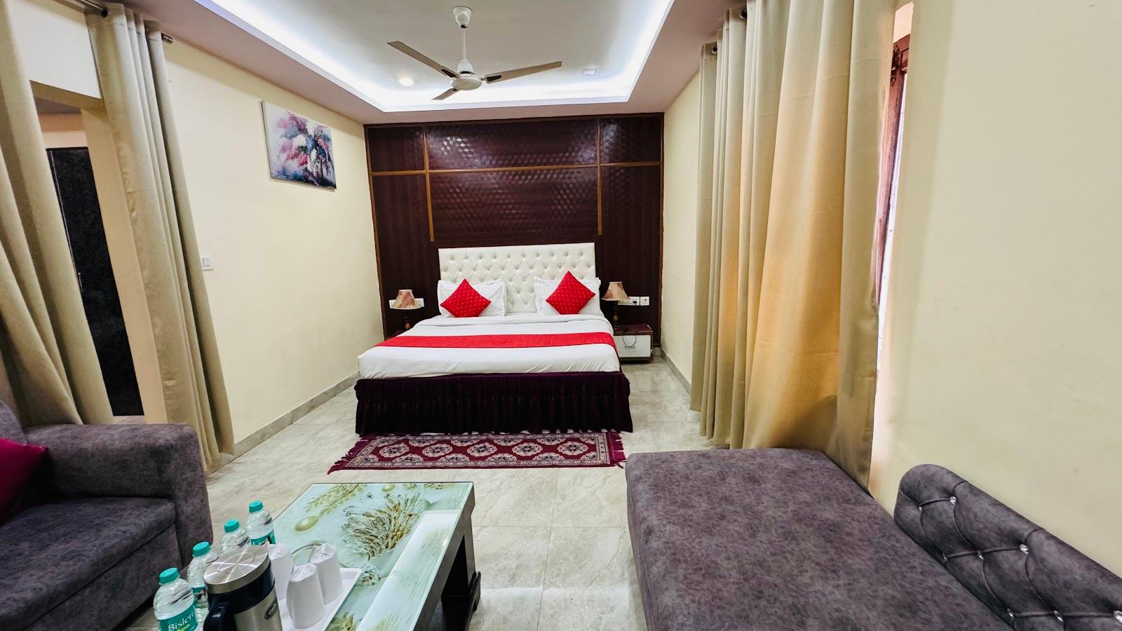 HOTEL The Reverent Ganga – photo 3