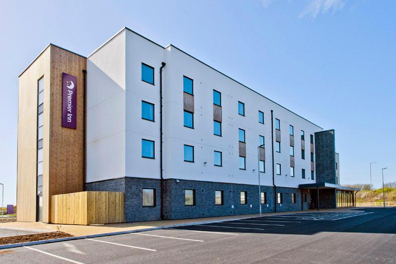 Premier Inn Holyhead hotel – photo 1