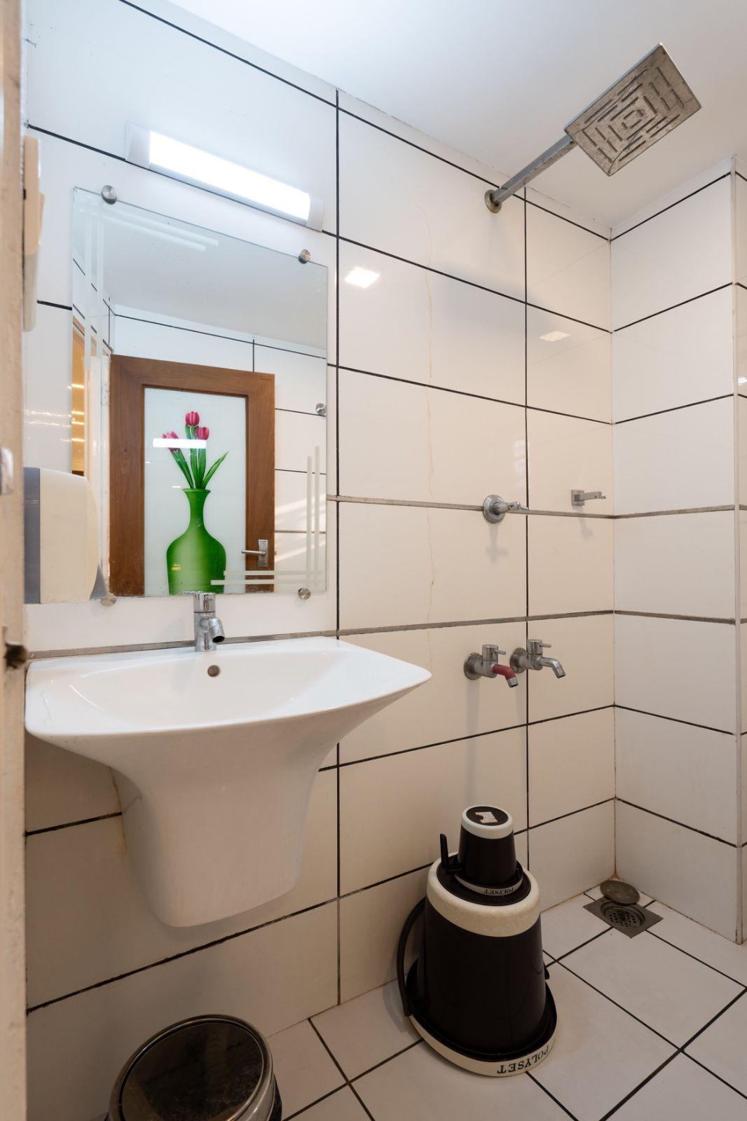 Excellency Airport Hotel – photo 4