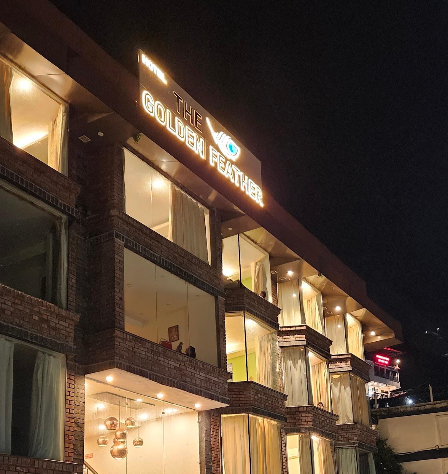 Hotel The Golden Feather – photo 1