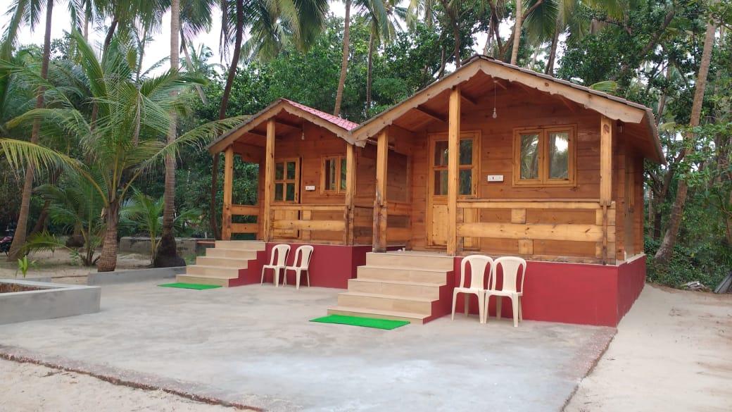 Adinarayan Wooden Cottages in Devbag
