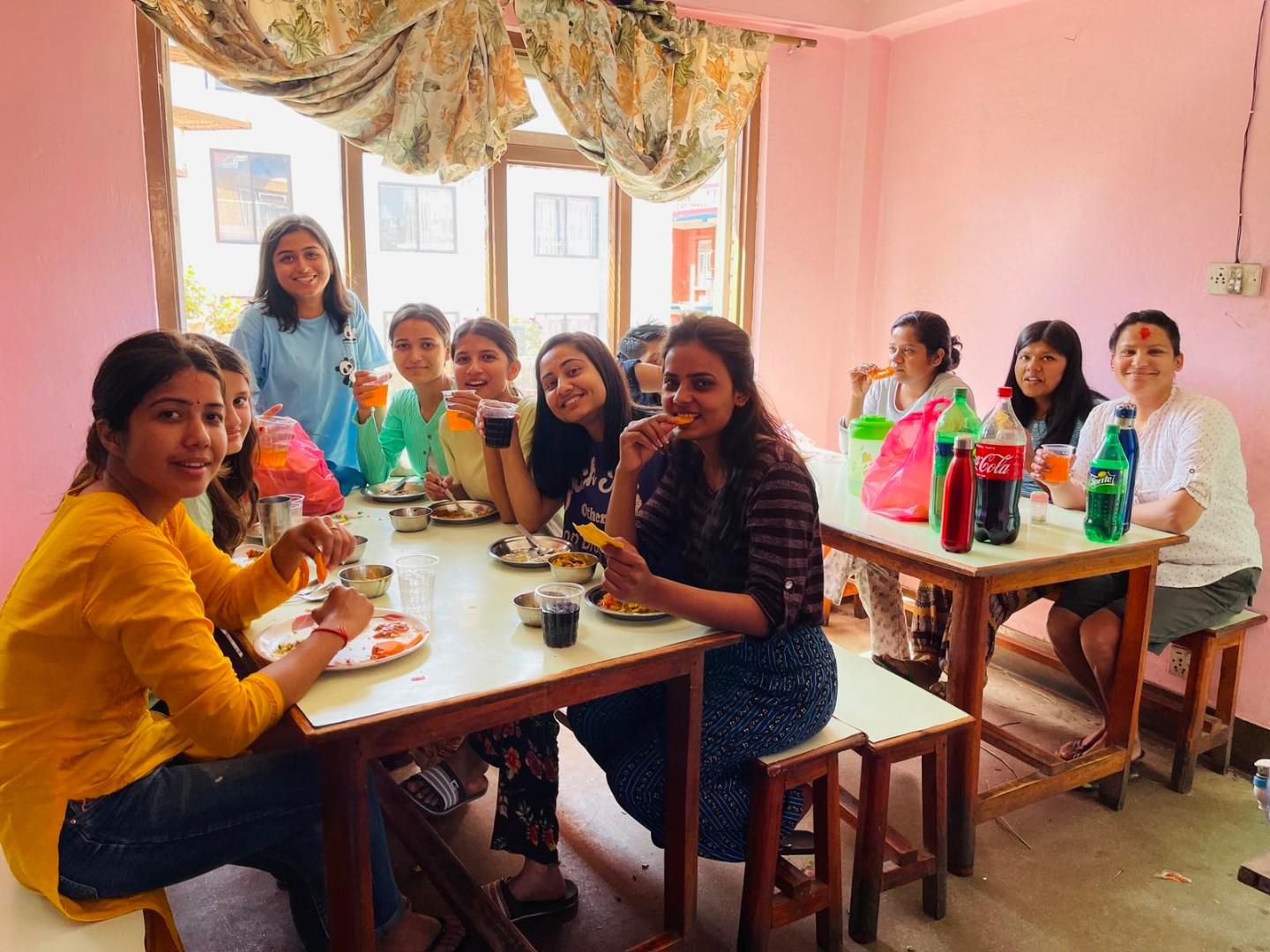Radiant Girl's Hostel – photo 4