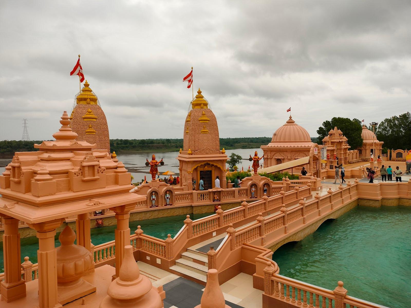 Nilkanth Yatrik Bhuvan – photo 3