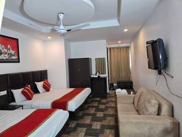 Hotel Mahaluxmi palace katra – photo 4