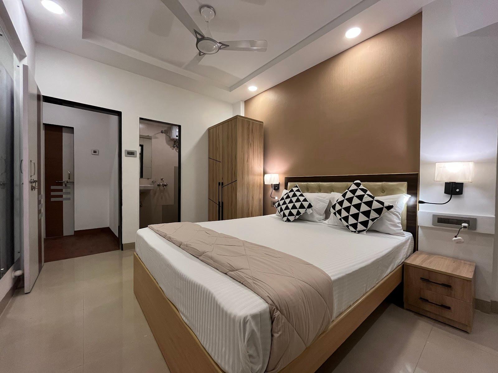 Four Petals Hospitality – photo 3