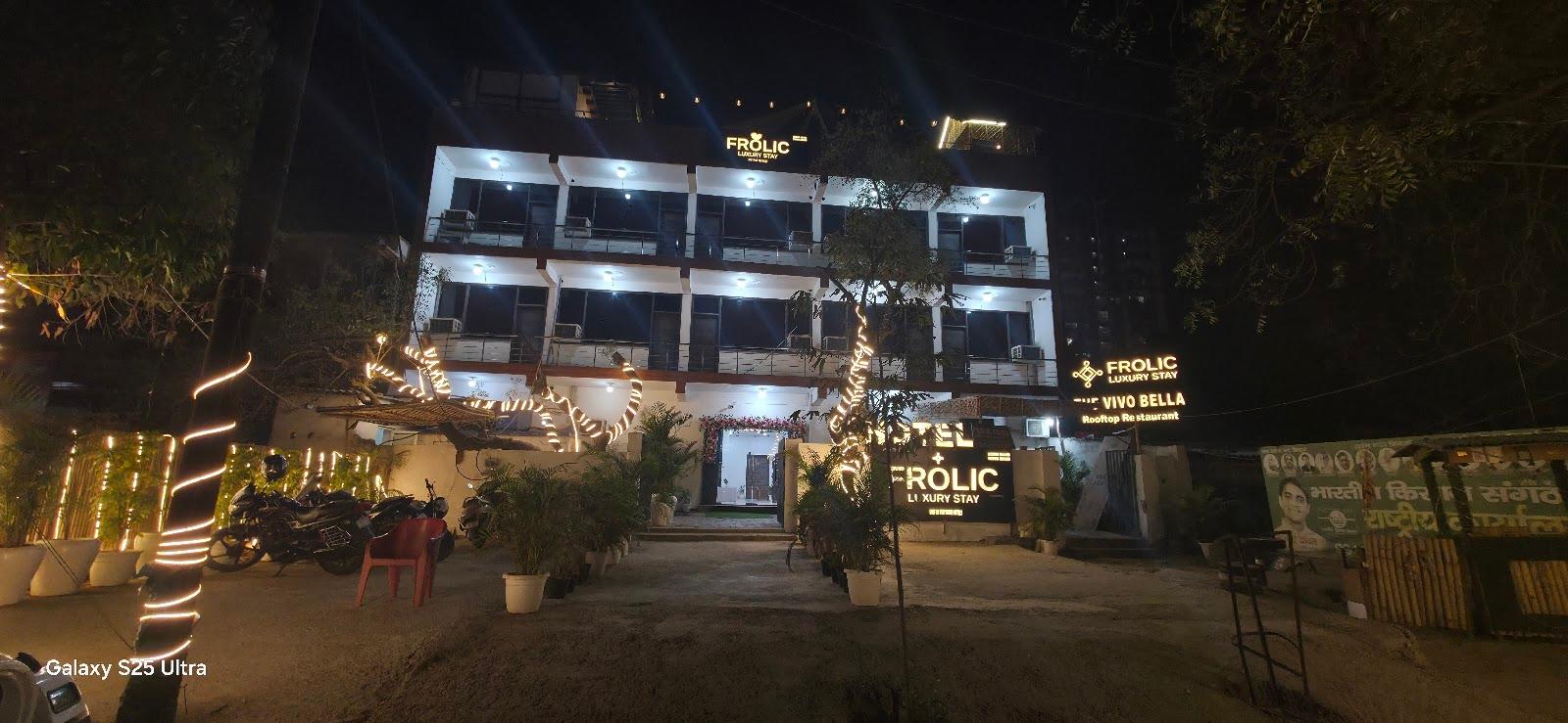 Frolic Hotel