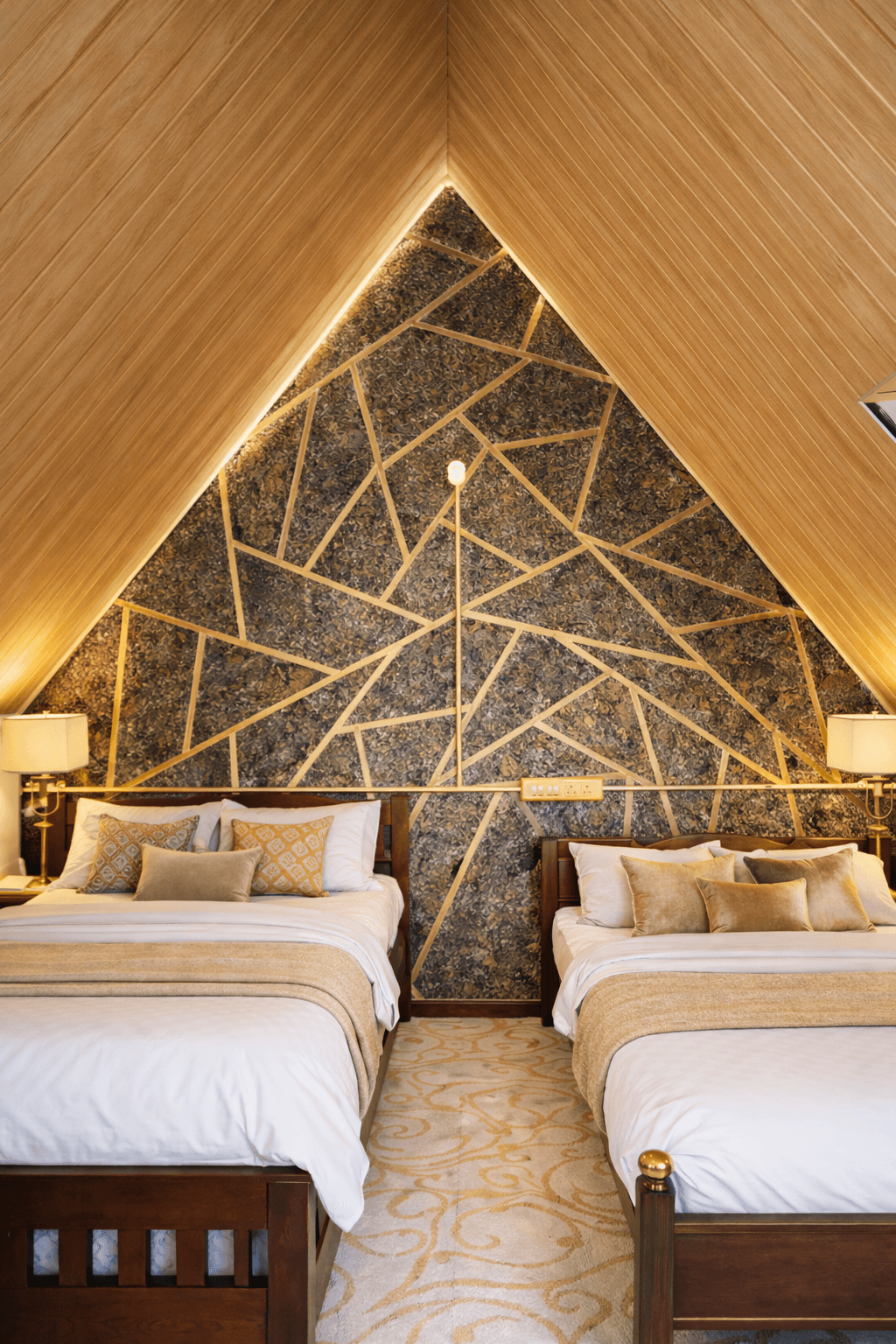 Roamrustic Vattavada Woodhouse & Tent Stay – photo 2