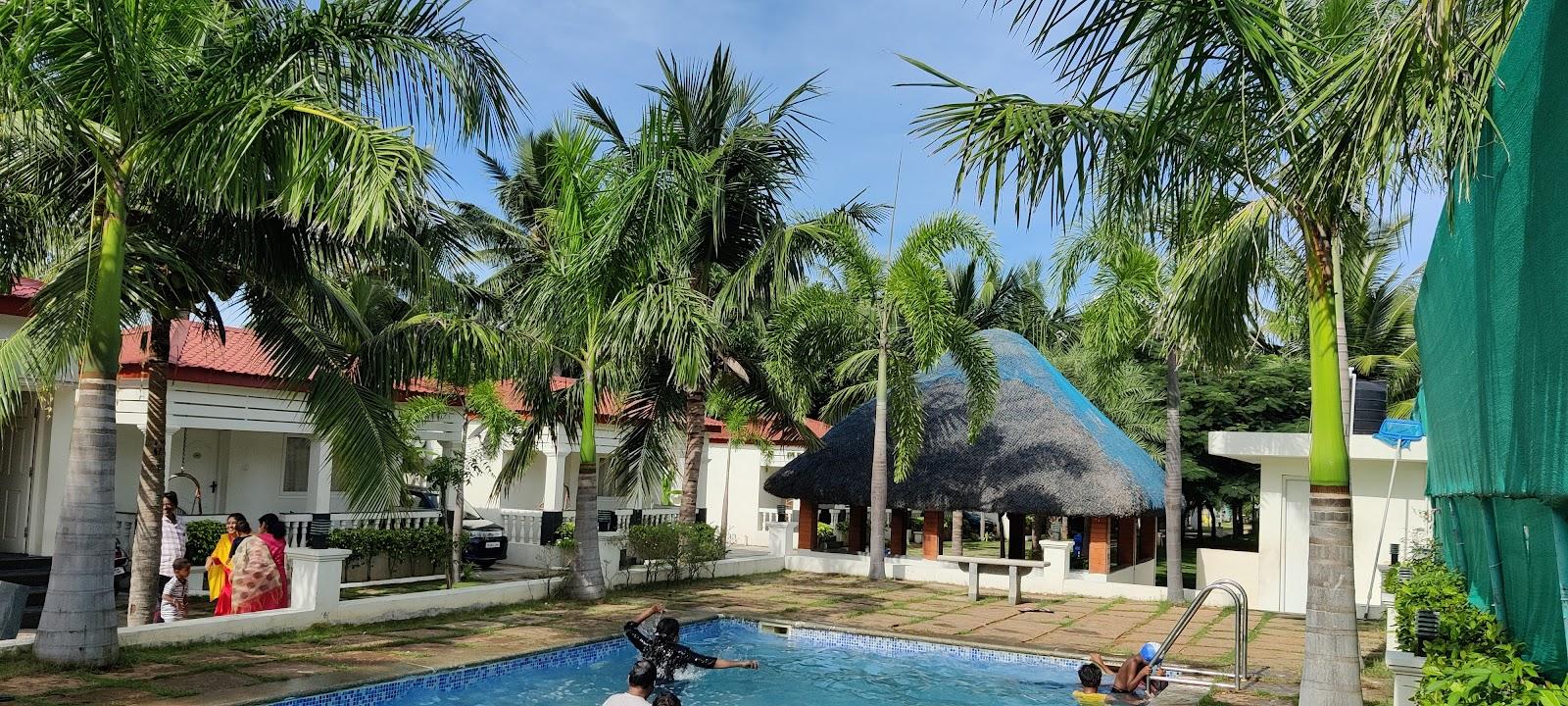 Varuna Inn Banquets & Resort – photo 4